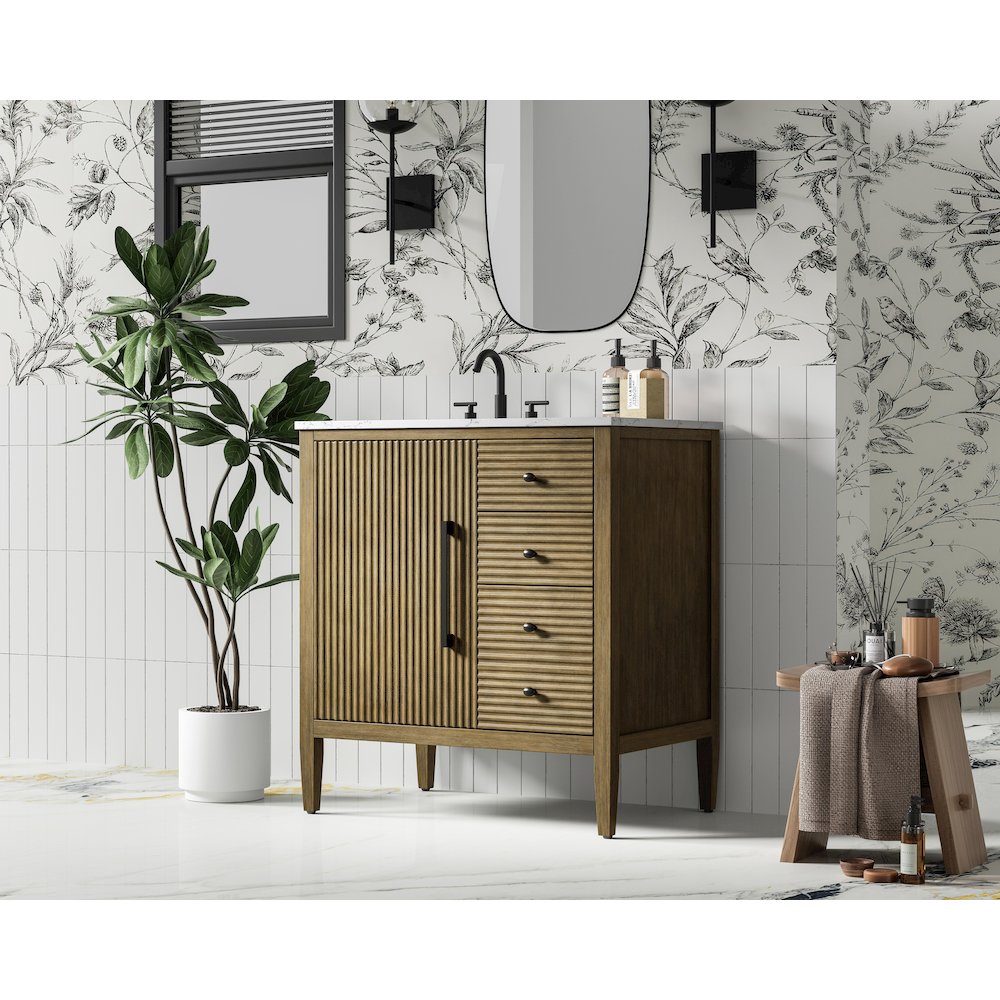 32 inch Single Bathroom Vanity in Hazel Oak