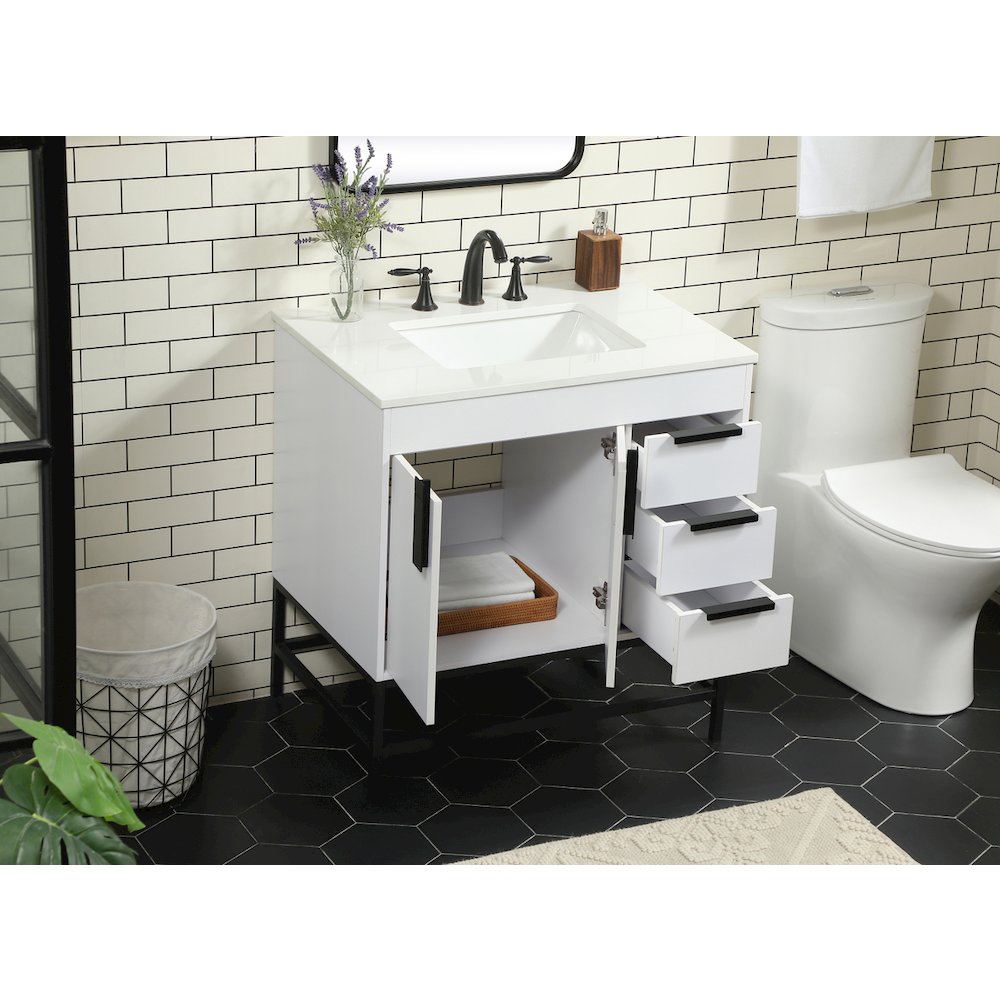 32 inch Single bathroom vanity in white