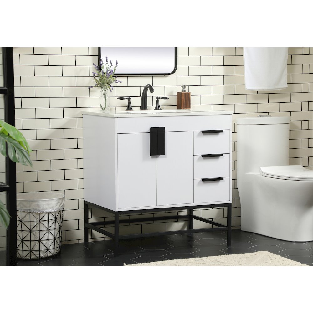 32 inch Single bathroom vanity in white