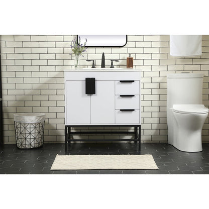32 inch Single bathroom vanity in white
