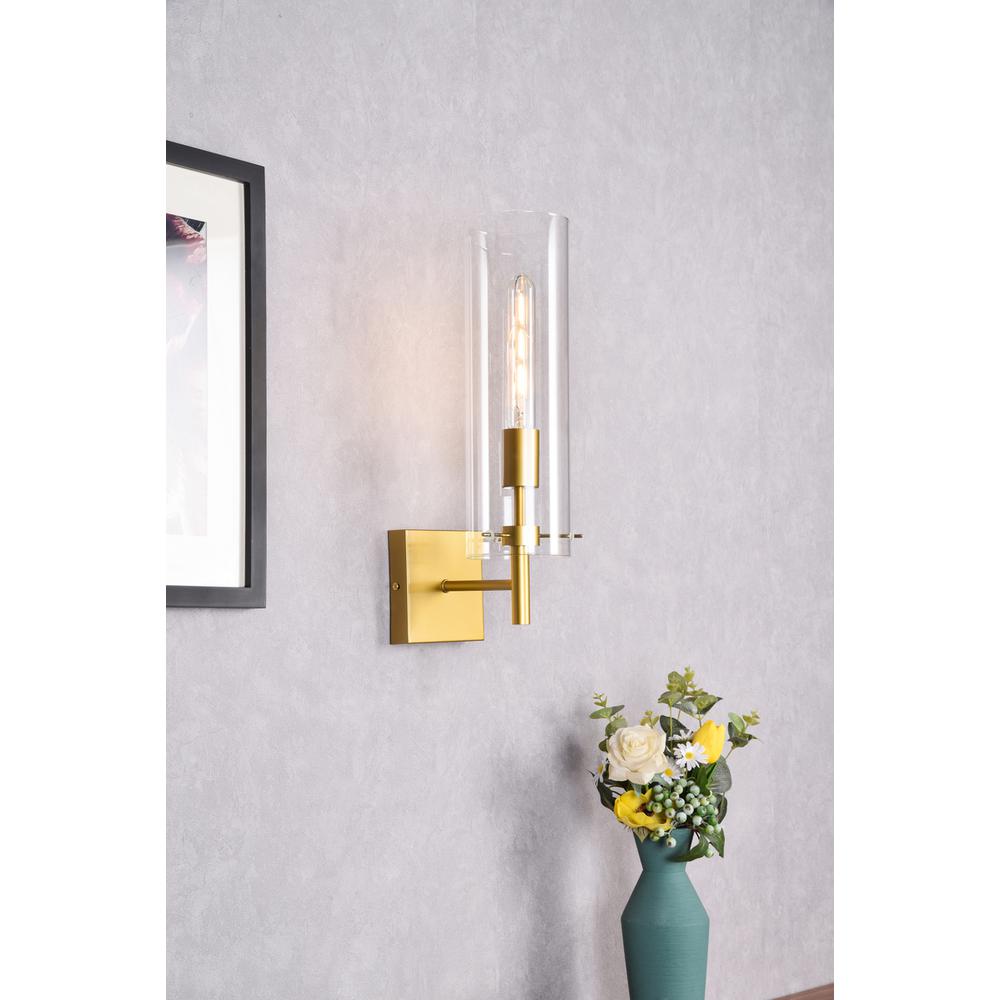 Savant 1 light brass wall sconce