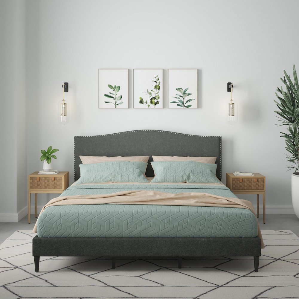 Leighford King Platform Bed Gray (Dark)