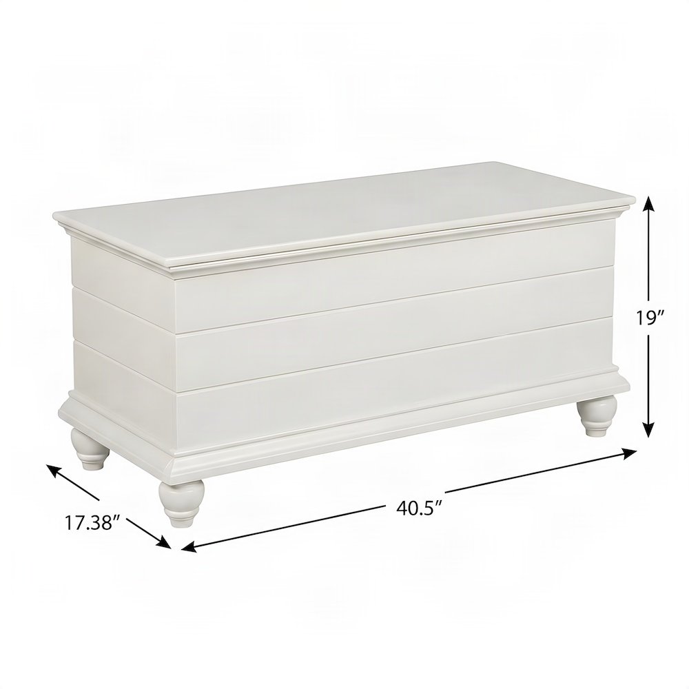 Shiplap Cedar Hope Chest with Turned Legs, Blanket Storage Trunk, White