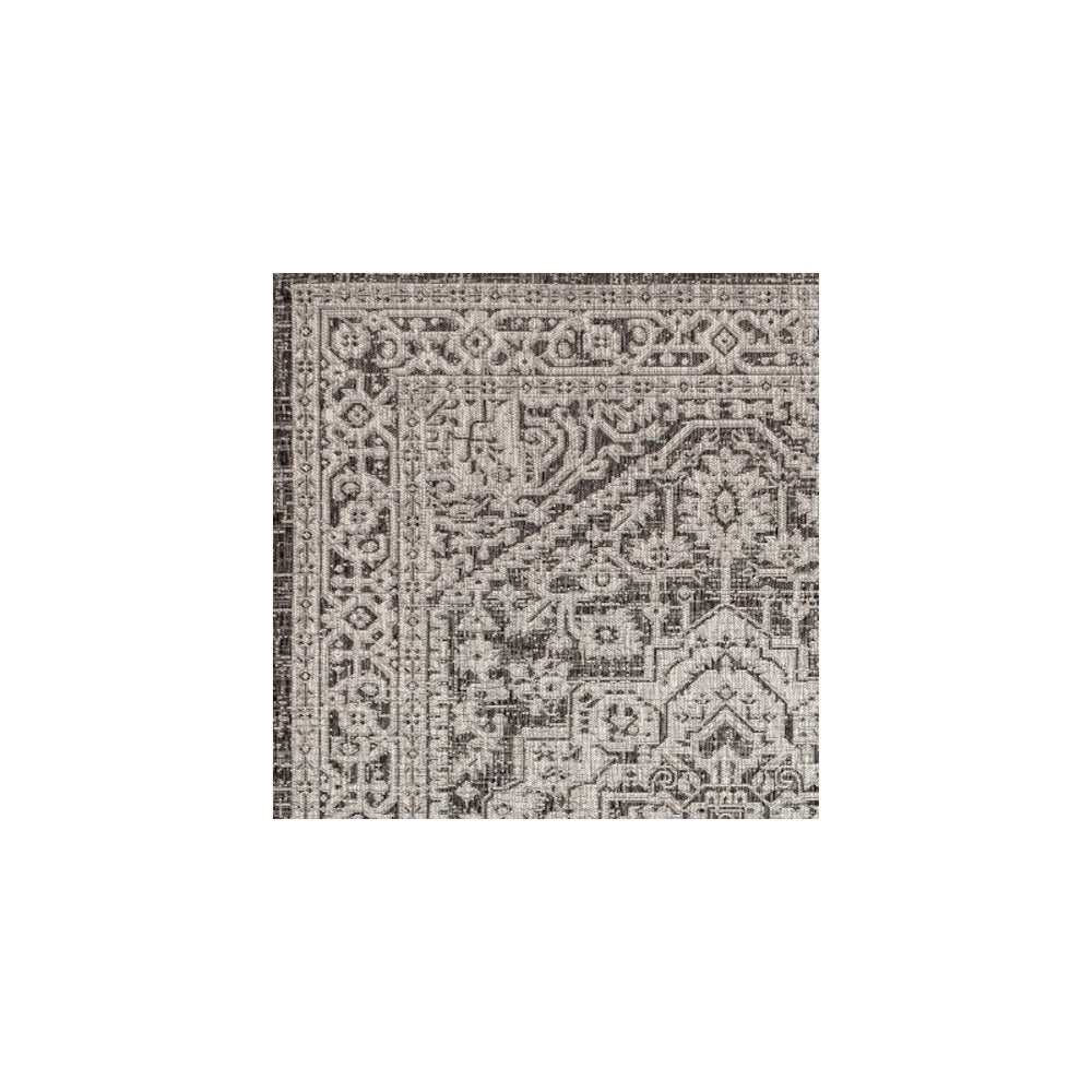 Sinjuri Medallion TetuWeave   Indoor/Outdoor  Rug