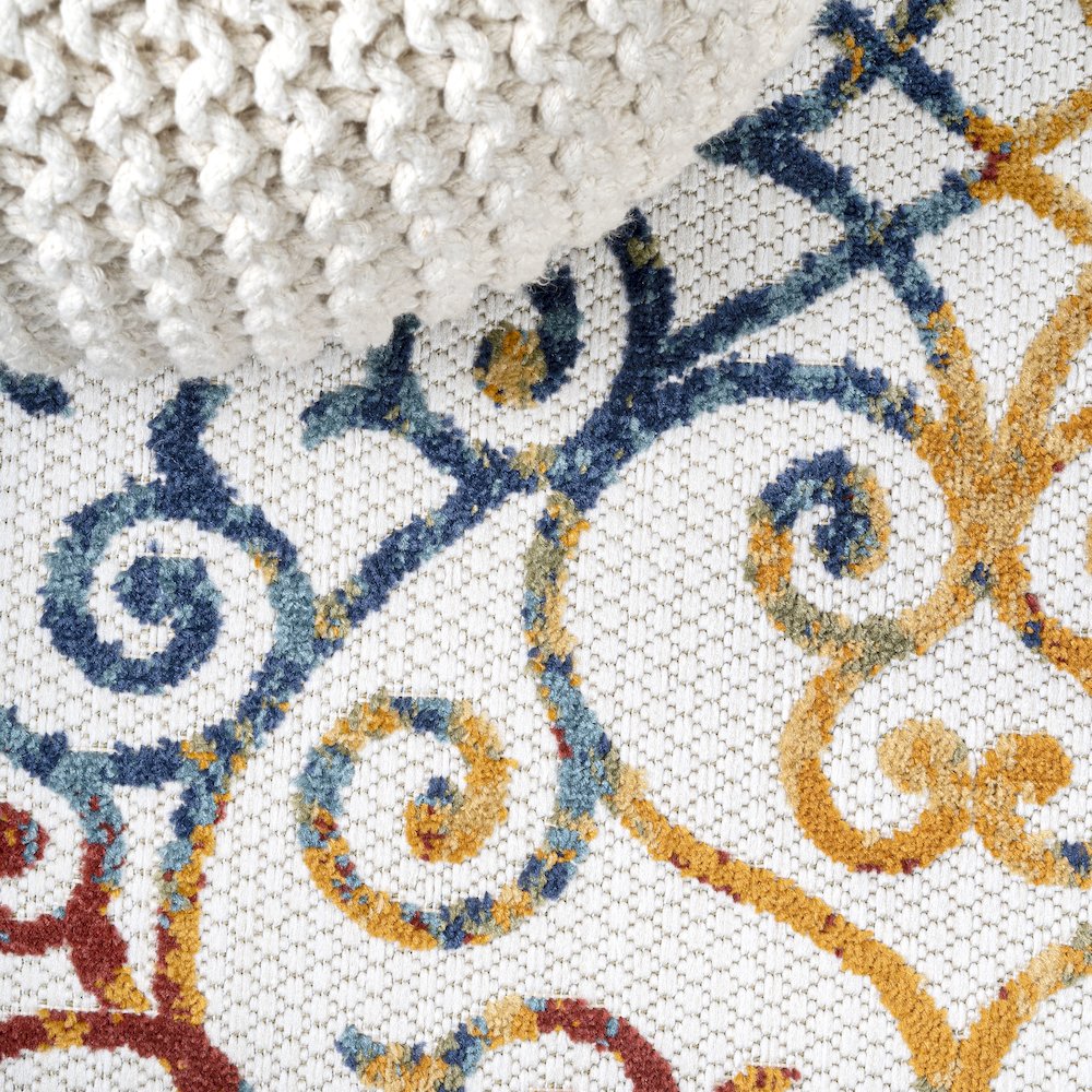 Atrani Scroll Trellis Indoor/Outdoor Area Rug