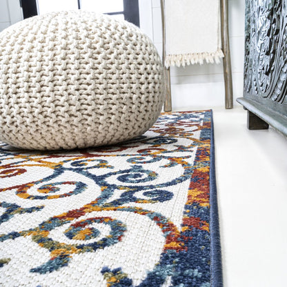 Atrani Scroll Trellis Indoor/Outdoor Area Rug