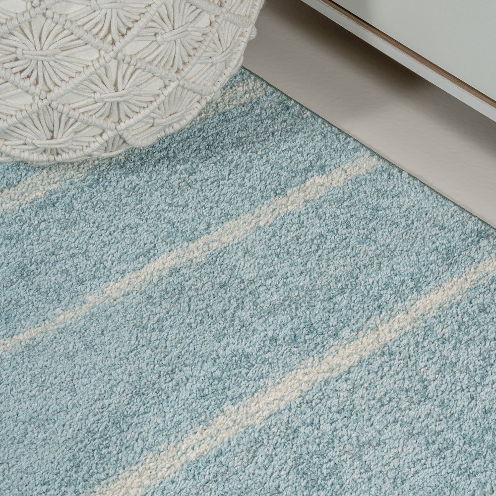 Williamsburg Minimalist Stripe Area Rug
