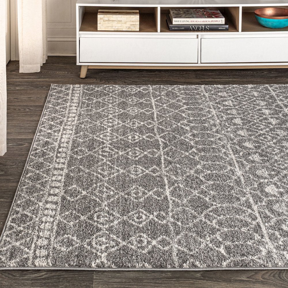Izil Moroccan Beni Souk Area Rug