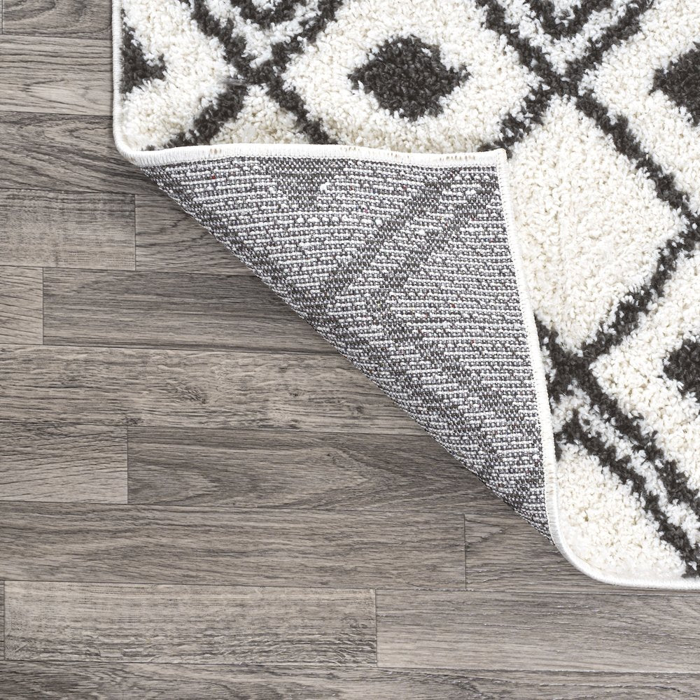 Caimari Moroccan Diamond Shag Area Rug