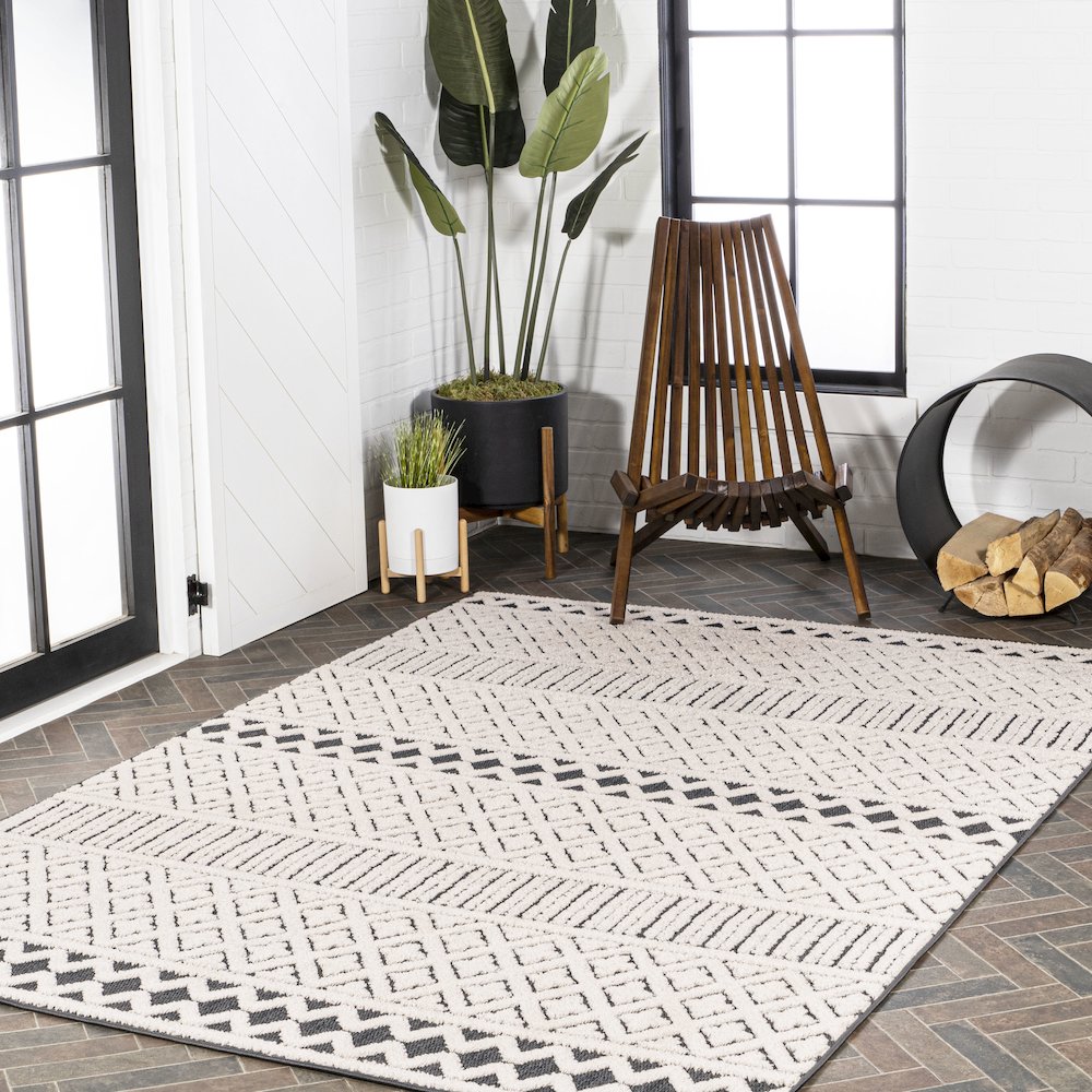 Ormond High-Low Modern Trellis Geometric Area Rug