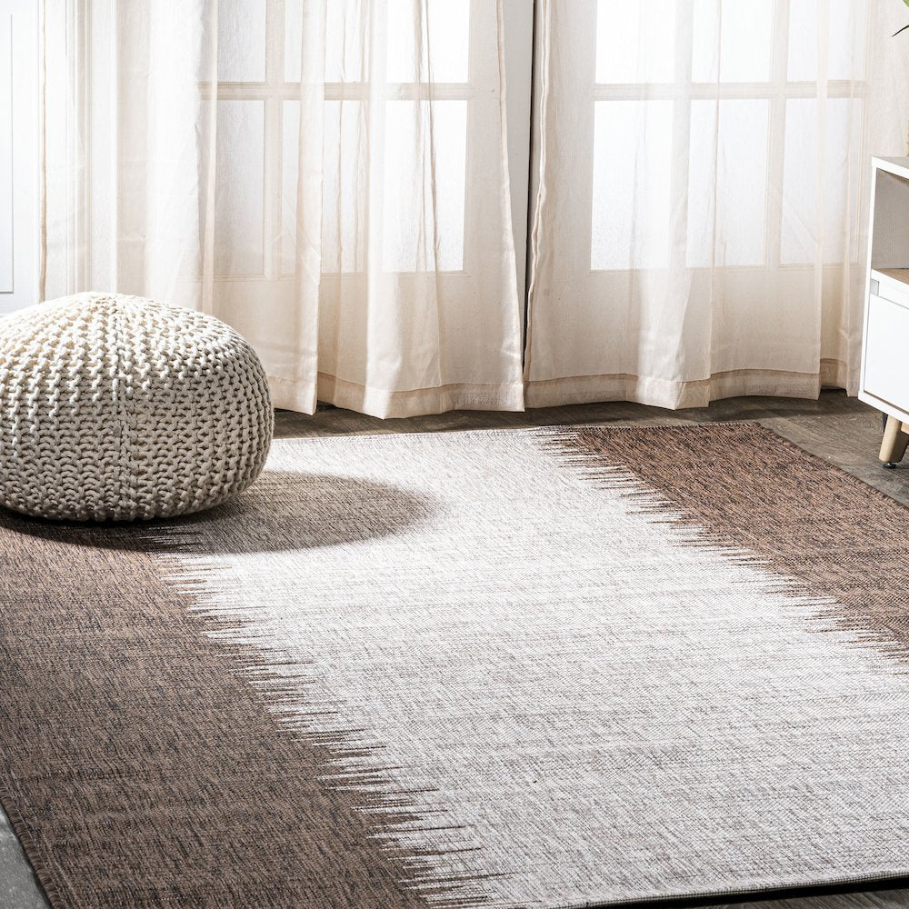Tavira Modern Strie Indoor/Outdoor Area Rug
