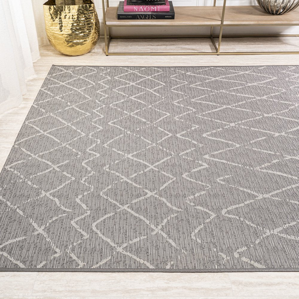 Madaba Moroccan Trellis Indoor/Outdoor Area Rug
