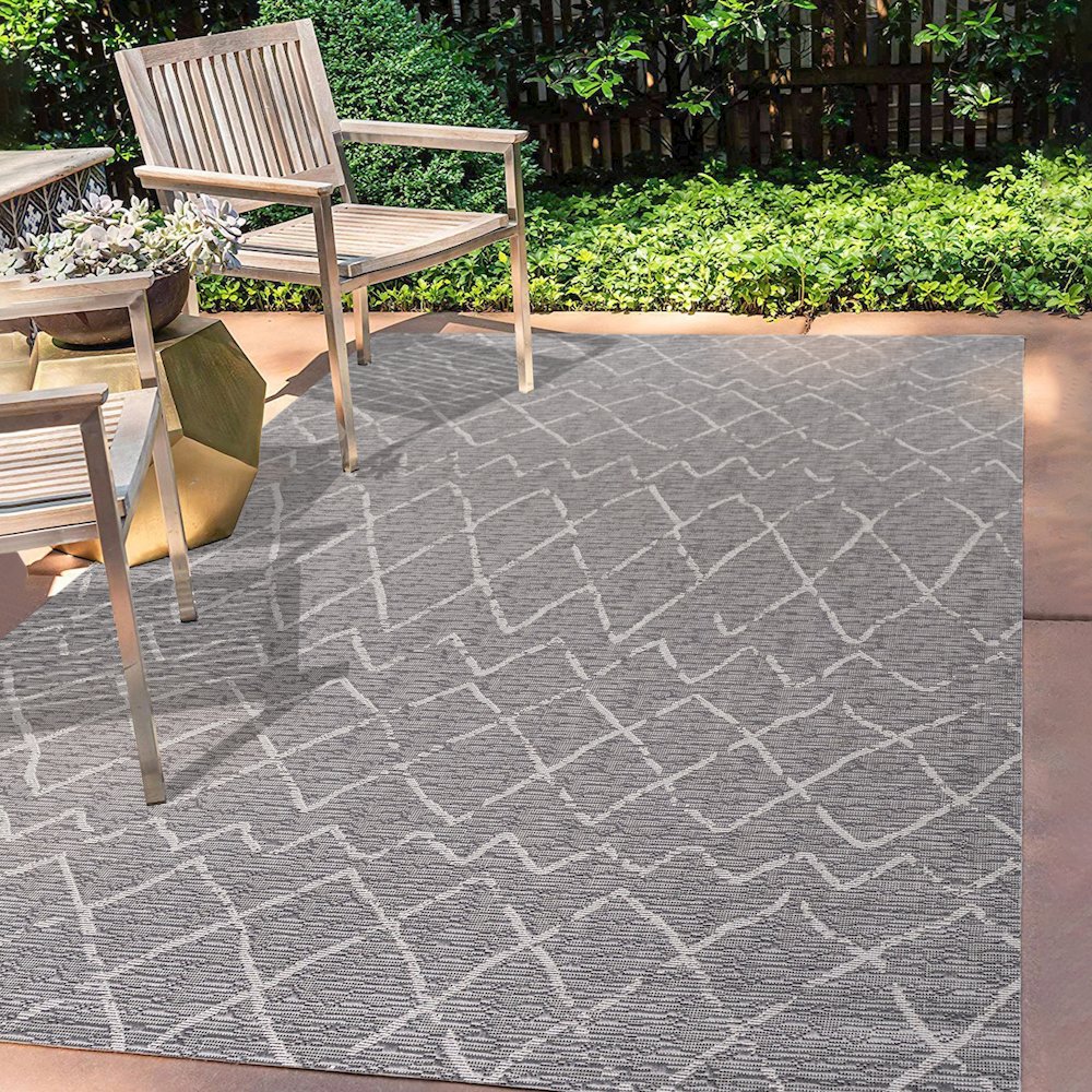 Madaba Moroccan Trellis Indoor/Outdoor Area Rug