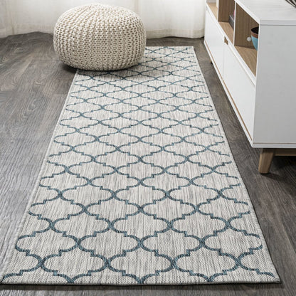 Arabesque Ogee Trellis Indoor/Outdoor Area Rug