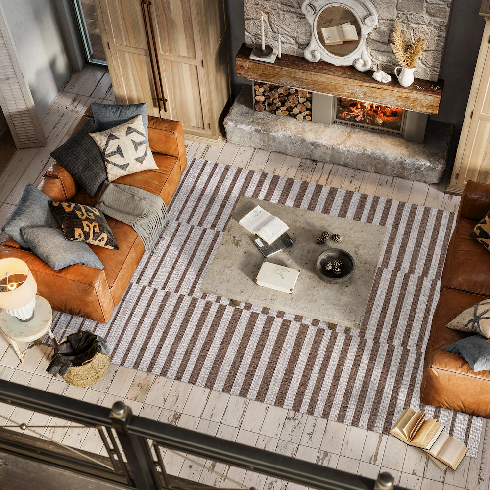 Sukie Modern Offset Stripe Indoor/Outdoor Area Rug
