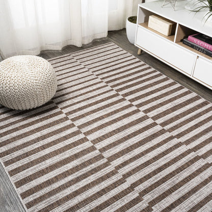 Sukie Modern Offset Stripe Indoor/Outdoor Area Rug