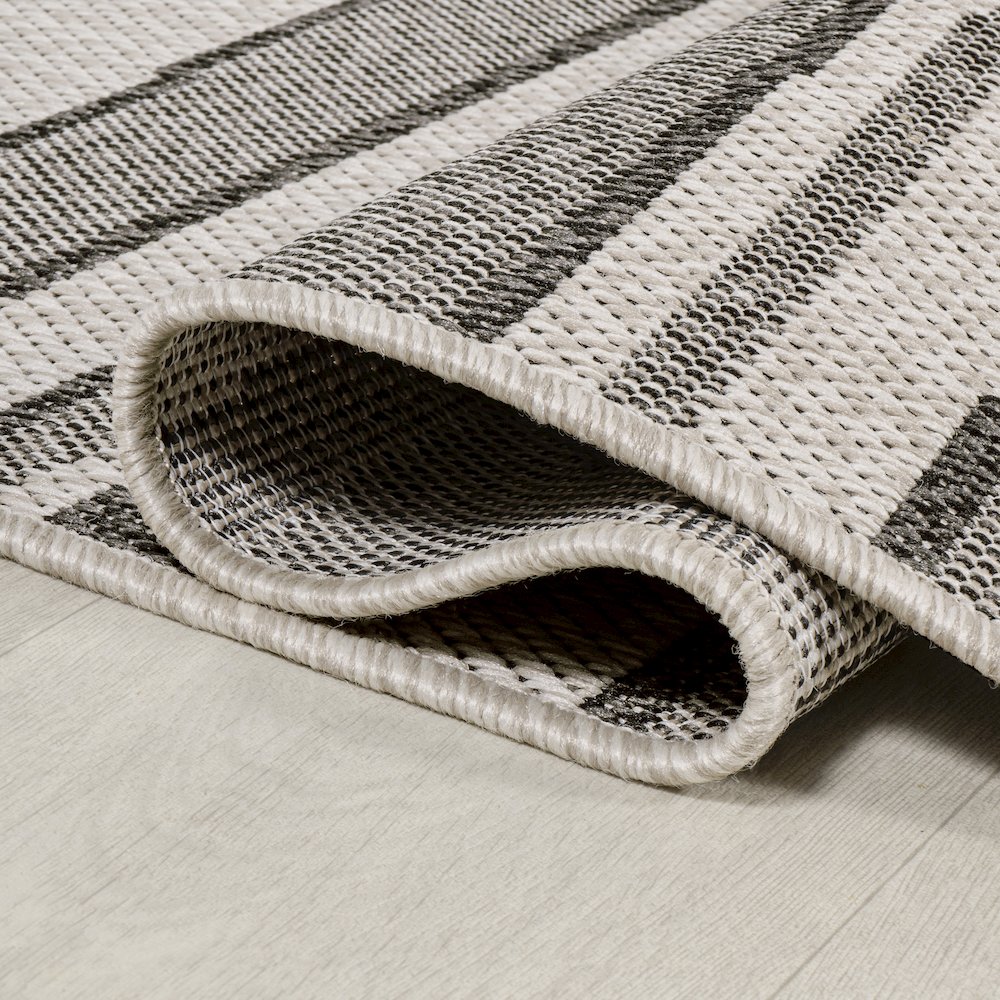 Castara Wavy Stripe Modern Indoor/Outdoor Area Rug