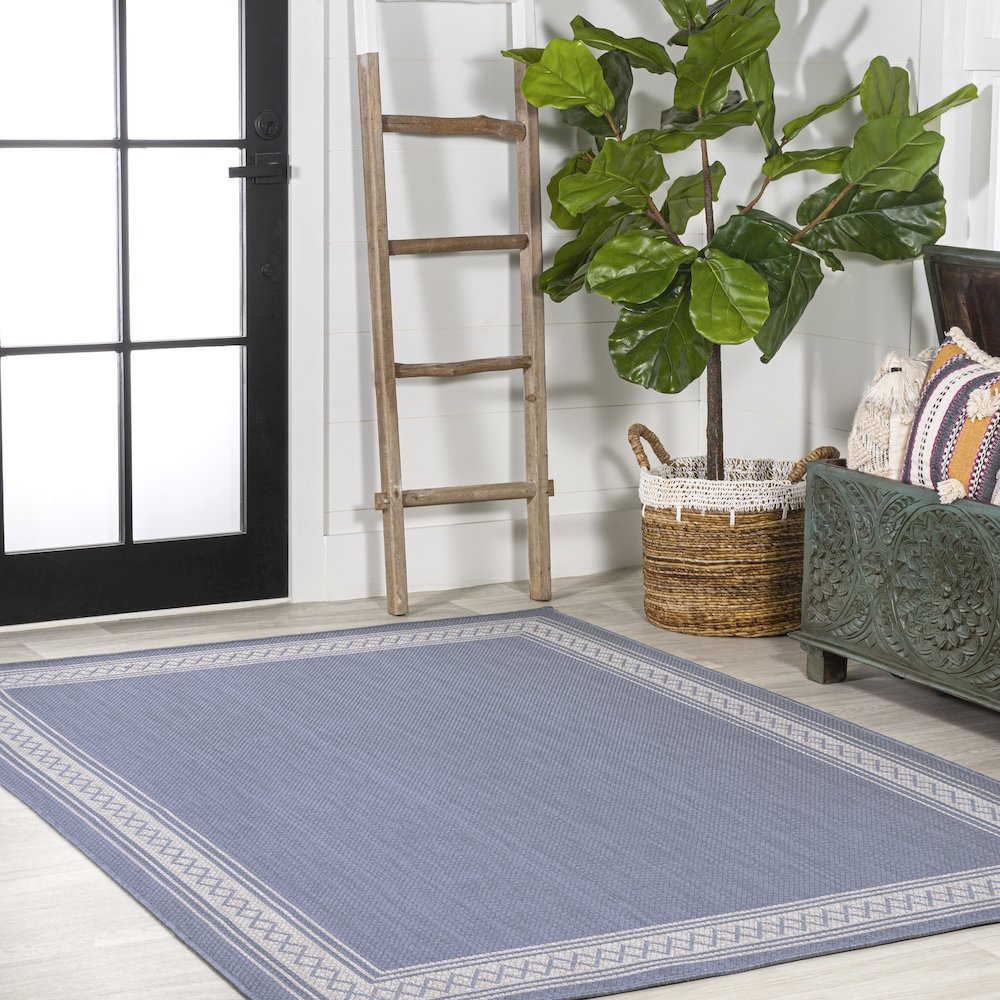 Lucia Classic Diamond Border Indoor/Outdoor Area Rug
