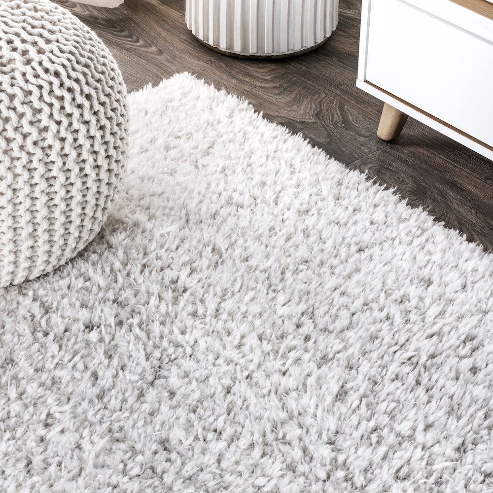 Aydin Solid Plush Shag Area Rug