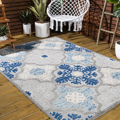 Cassis Ornate Ogee Trellis High-Low Indoor/Outdoor Area Rug