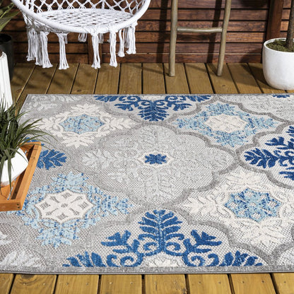 Cassis Ornate Ogee Trellis High-Low Indoor/Outdoor Area Rug