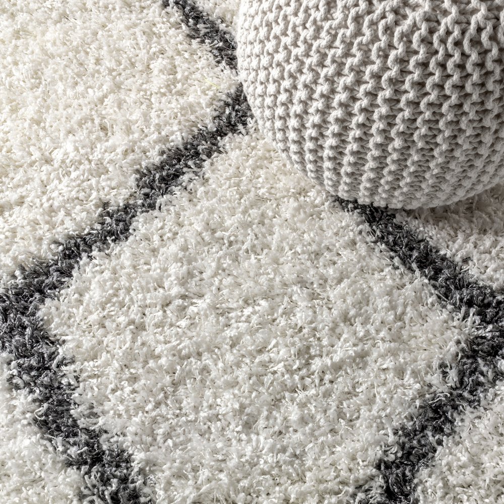 Gabrielle Mercer Shag Plush Tassel Moroccan Geometric Trellis Area Rug