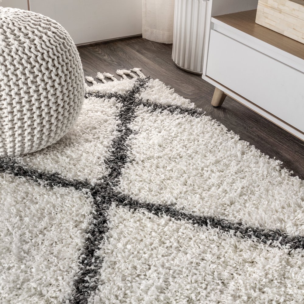 Gabrielle Mercer Shag Plush Tassel Moroccan Geometric Trellis Area Rug