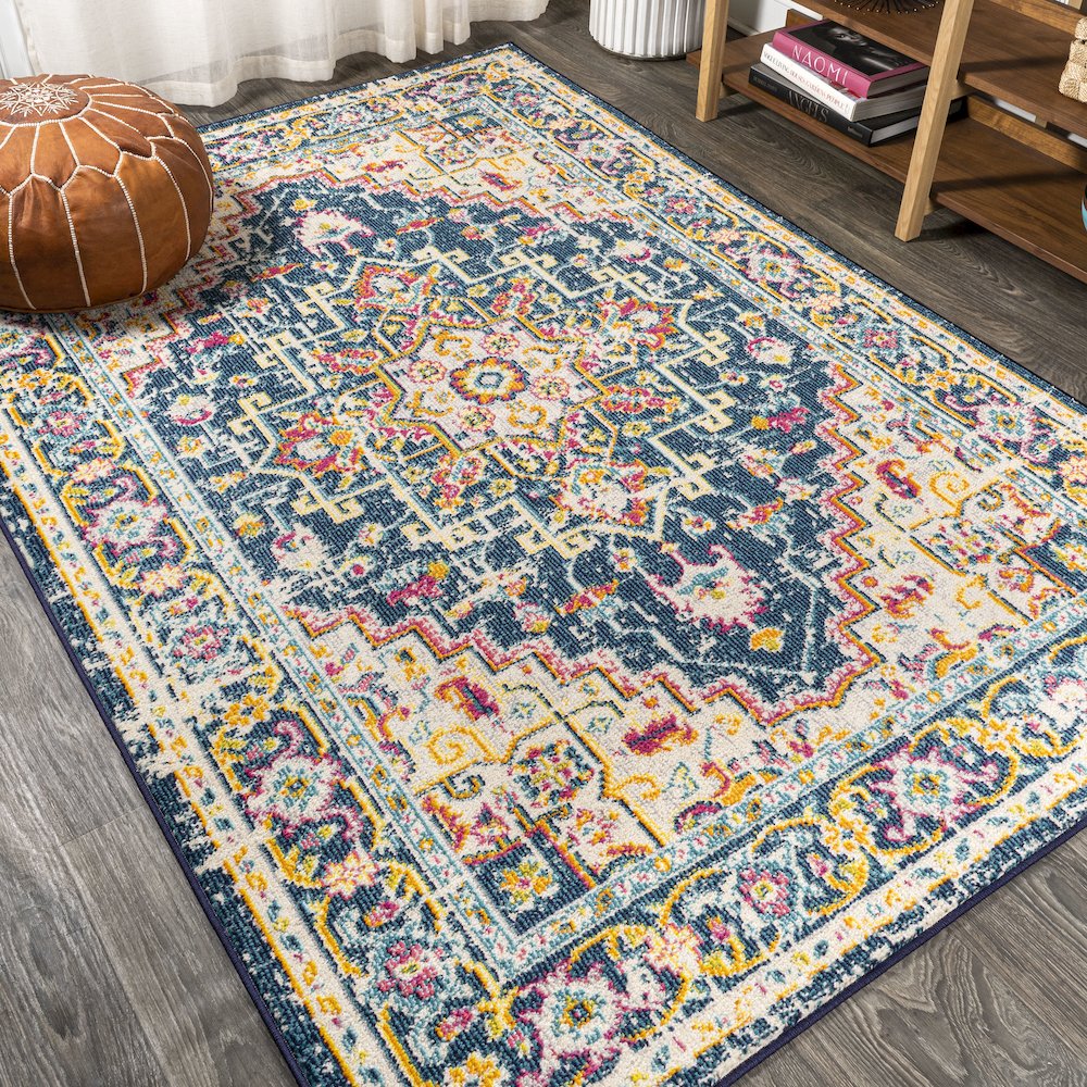 Brooklyn Geometric Medallion Area Rug