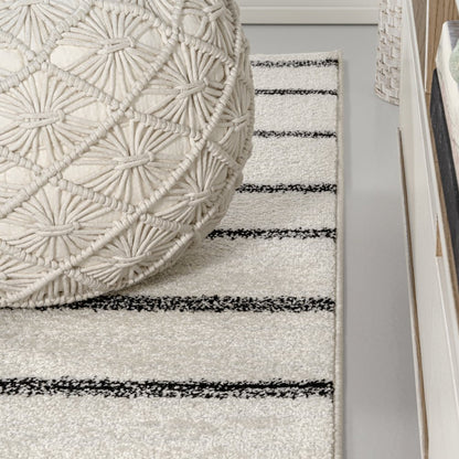 Williamsburg Minimalist Stripe Area Rug