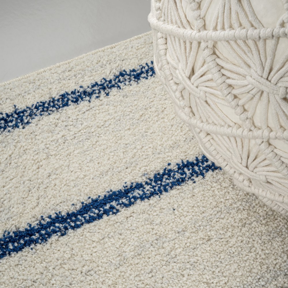 Williamsburg Minimalist Stripe Area Rug