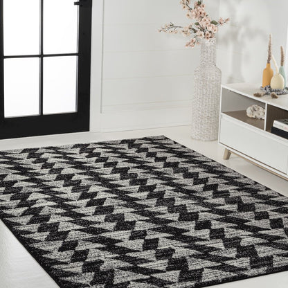 Aisha Moroccan Triangle Geometric Area Rug