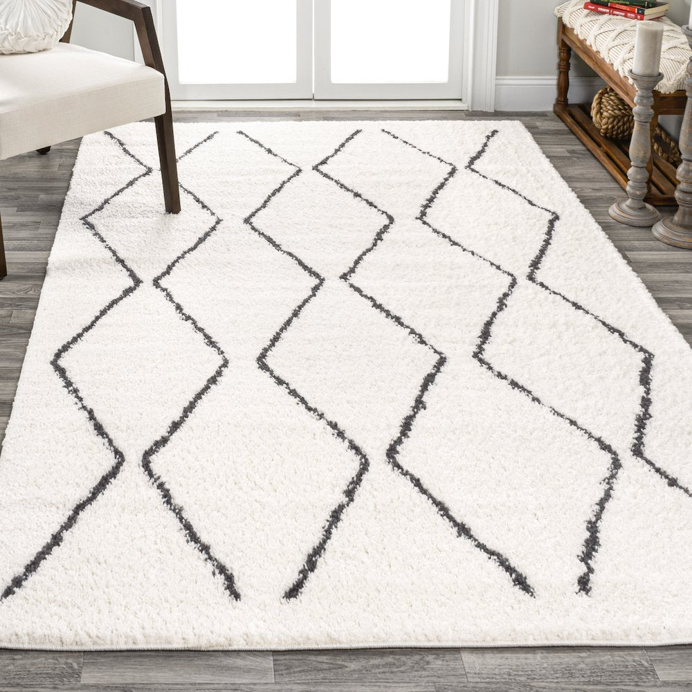 Catala Moroccan Diamond Shag Area Rug