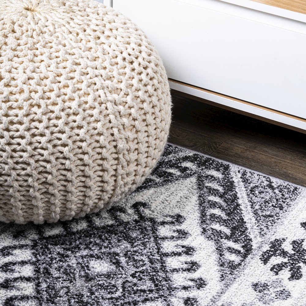 Sura Modern Kilim Geometric Area Rug