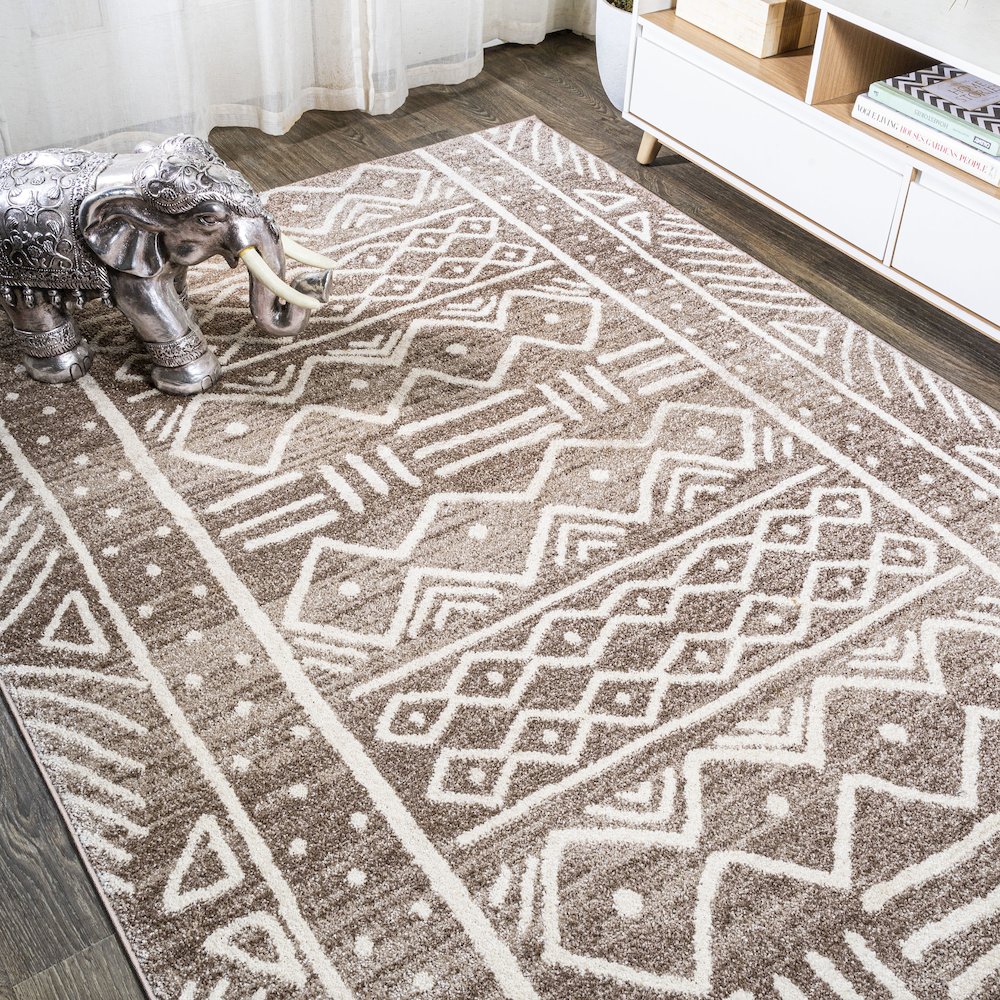 Amanar Tribal Geometric Area Rug