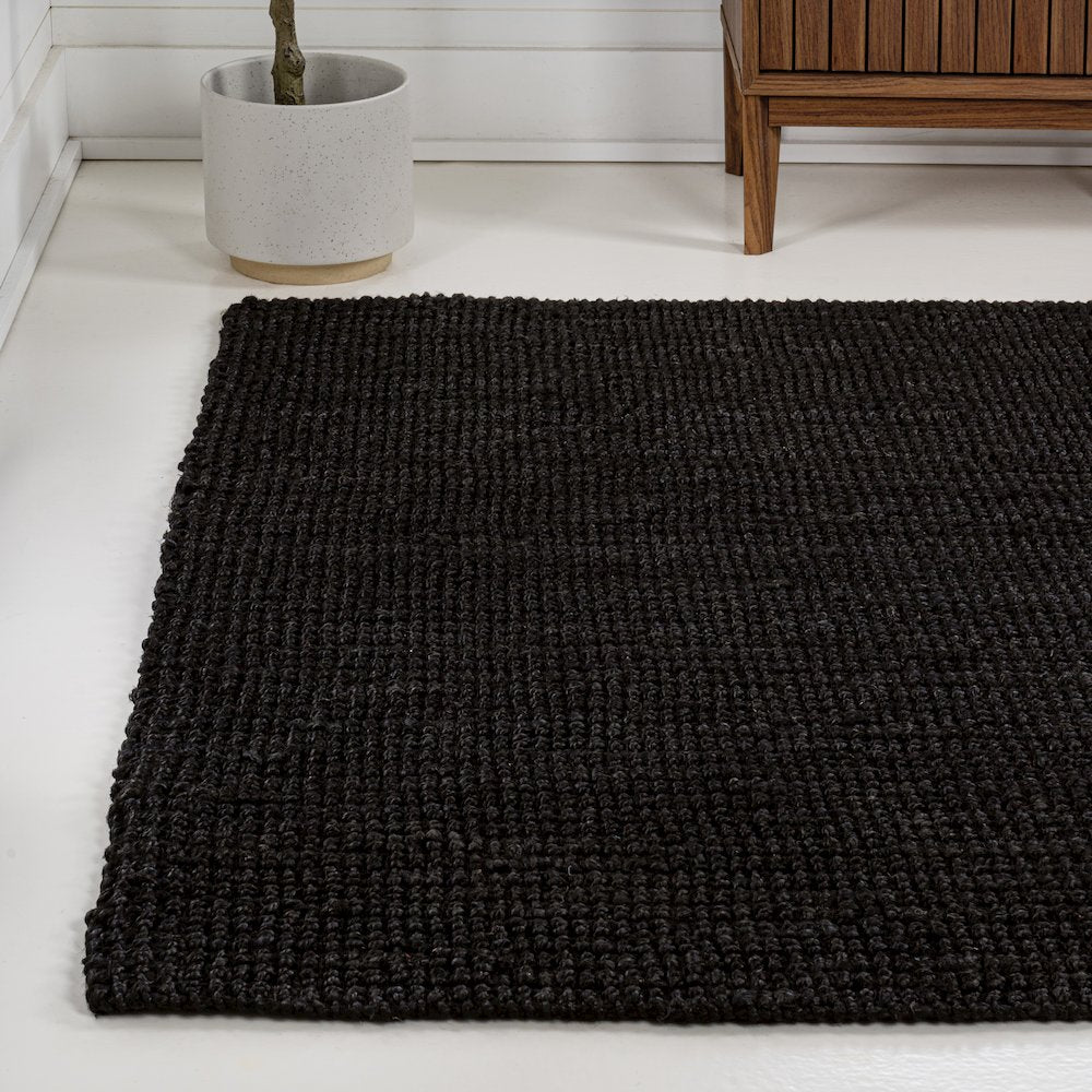 Pata Hand Woven Chunky Jute Area Rug