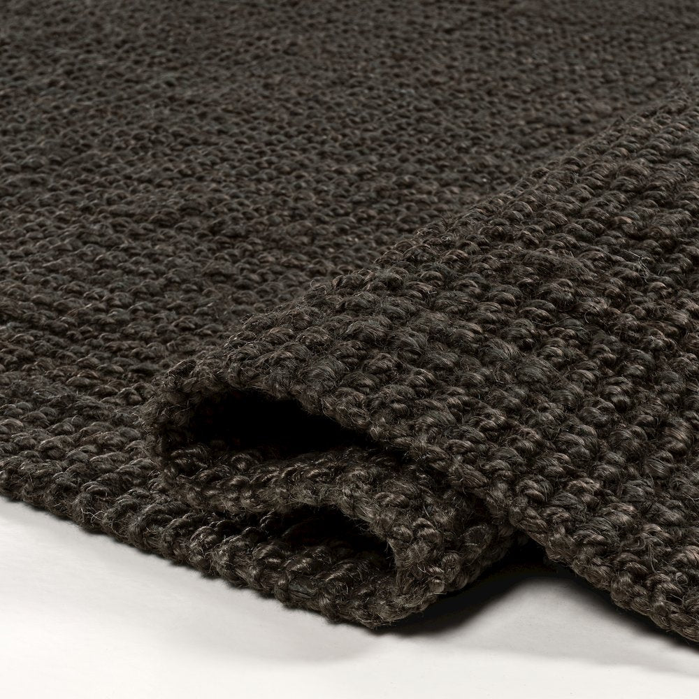 Pata Hand Woven Chunky Jute Area Rug