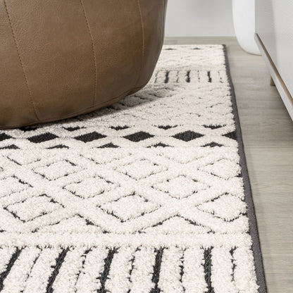 Ormond High-Low Modern Trellis Geometric Area Rug