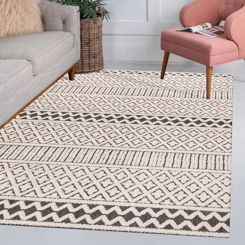 Ormond High-Low Modern Trellis Geometric Area Rug