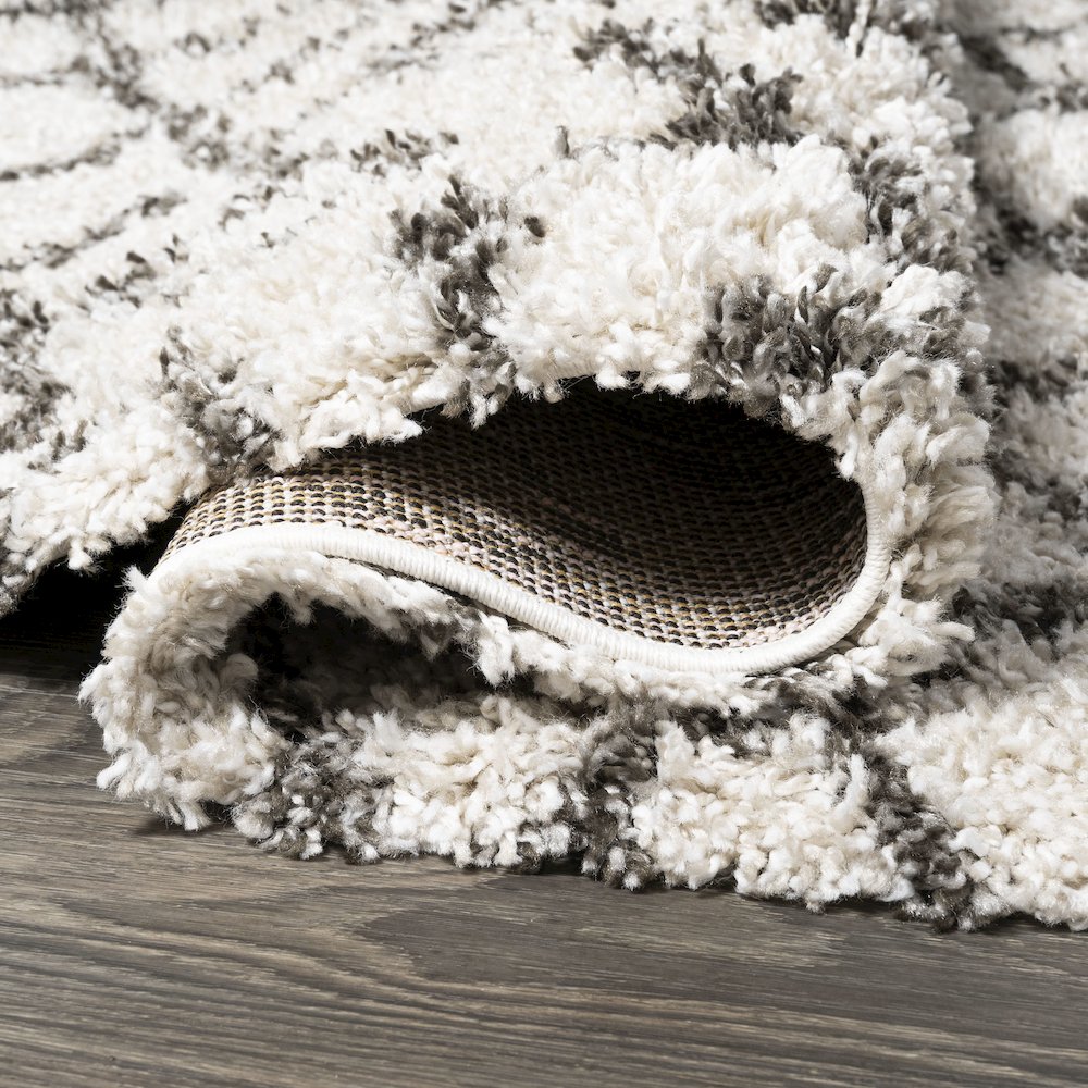 Algaida Moroccan Diamond Shag Area Rug