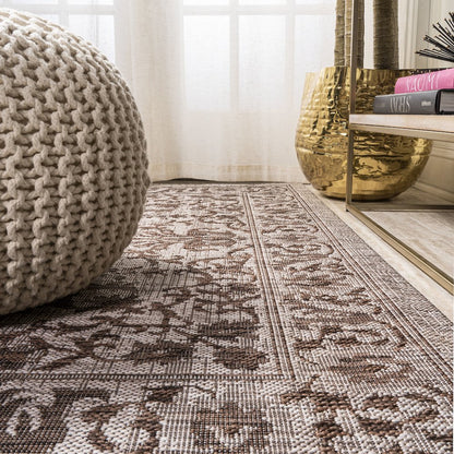 Jerash Ornate Medallion Indoor/Outdoor Area Rug
