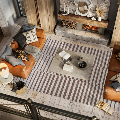 Sukie Modern Offset Stripe Indoor/Outdoor Area Rug