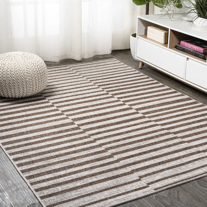 Sukie Modern Offset Stripe Indoor/Outdoor Area Rug
