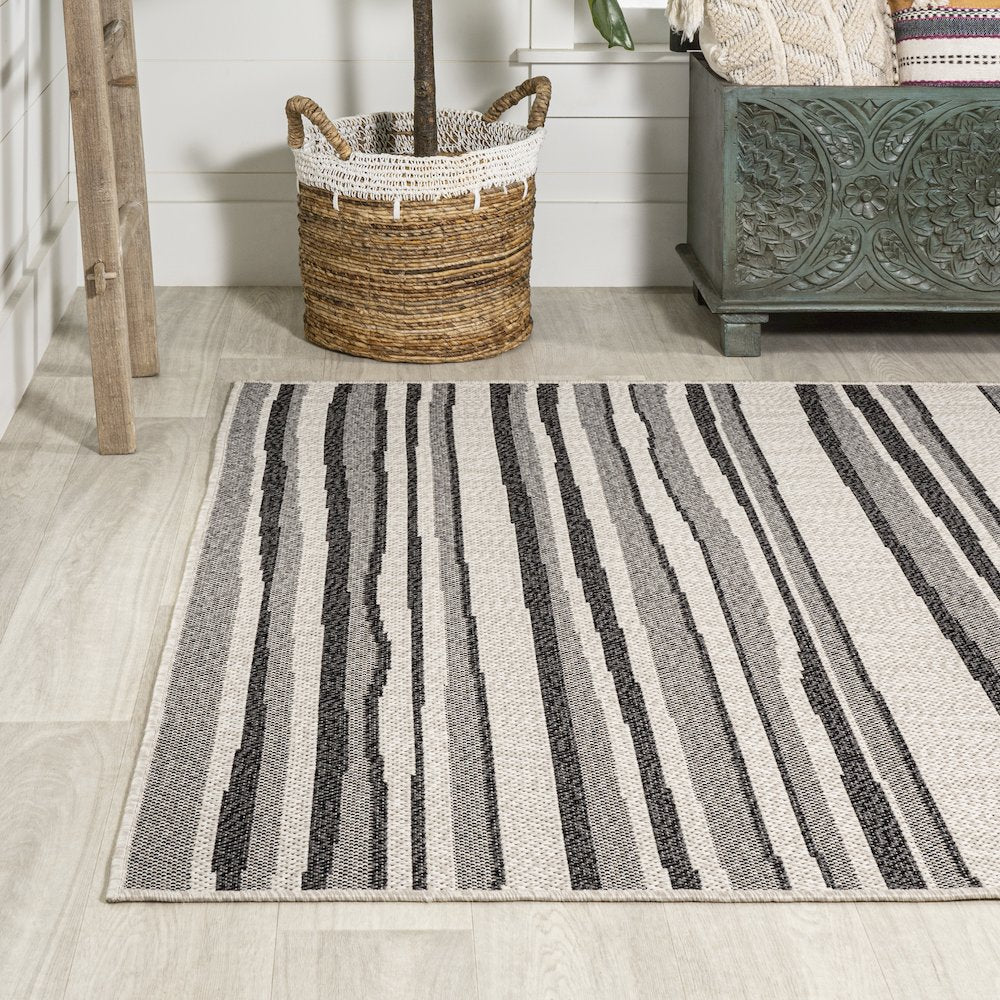 Castara Wavy Stripe Modern Indoor/Outdoor Area Rug