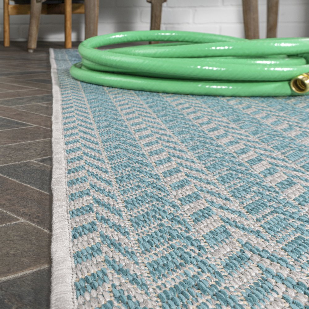 Chevron Modern Concentric Squares Indoor/Outdoor Area Rug