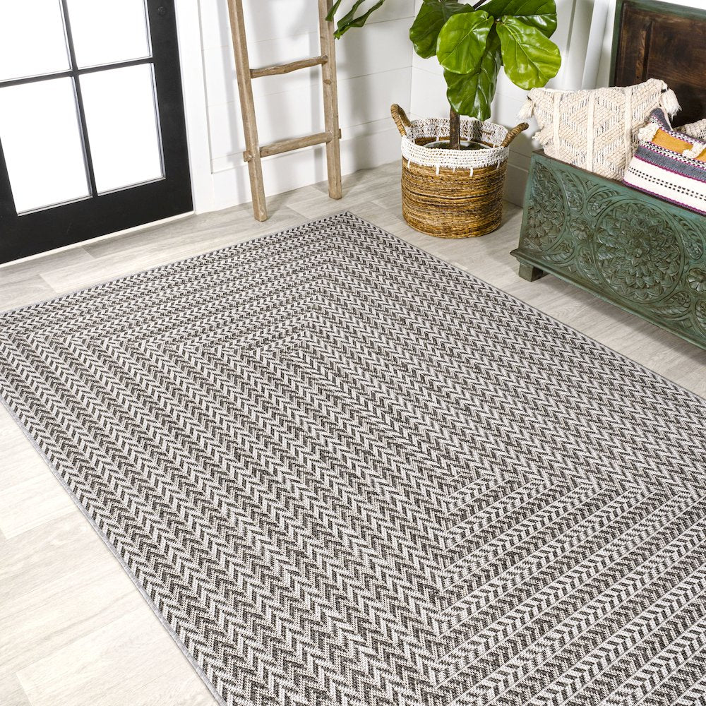 Chevron Modern Concentric Squares Indoor/Outdoor Area Rug