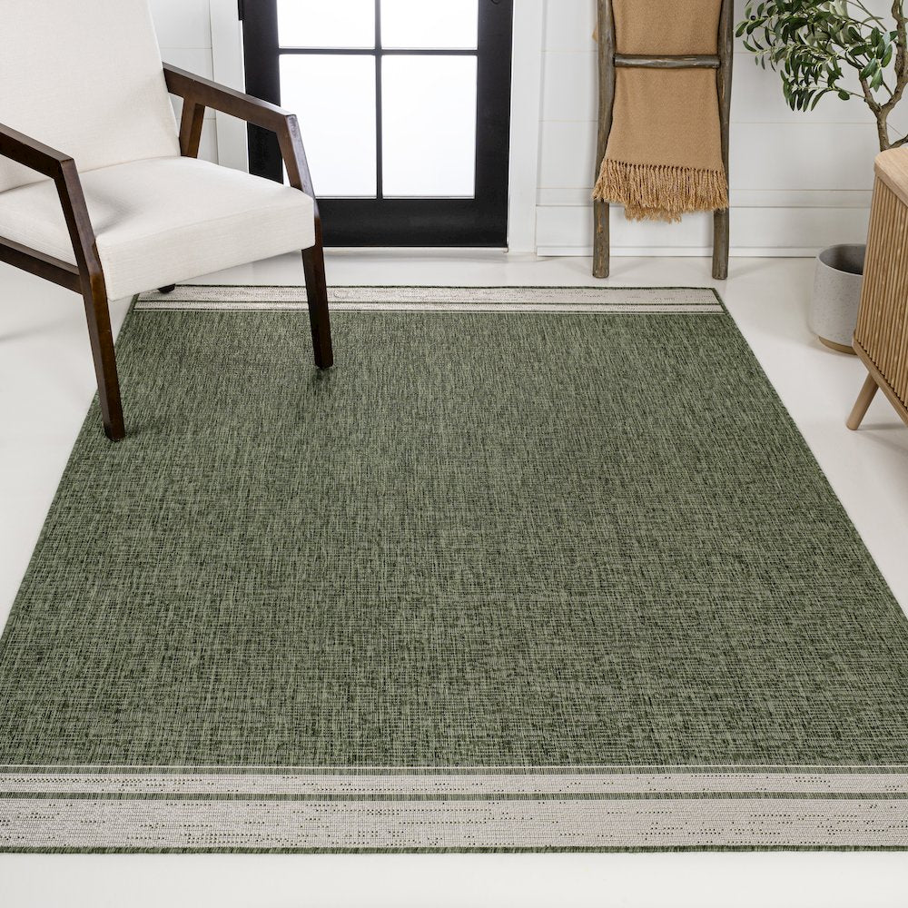Alda Modern Minimalist Mingled Solid Indoor/Outdoor Area Rug