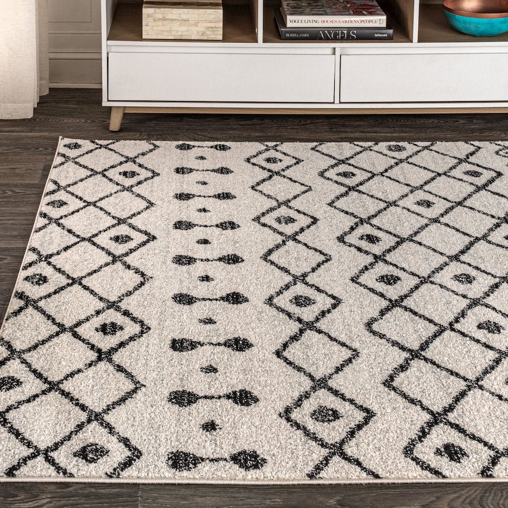 Aksil Moroccan Beni Souk Area Rug