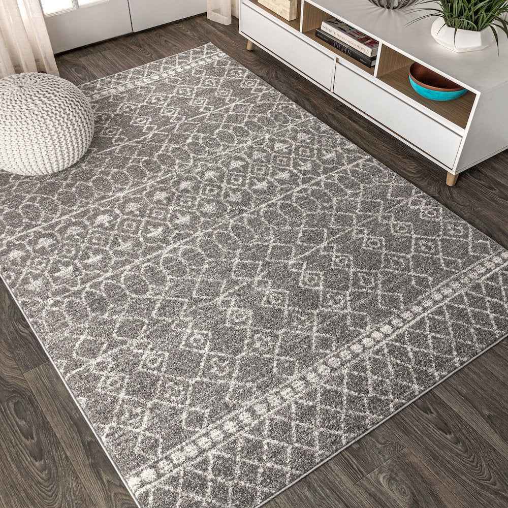 Izil Moroccan Beni Souk Area Rug