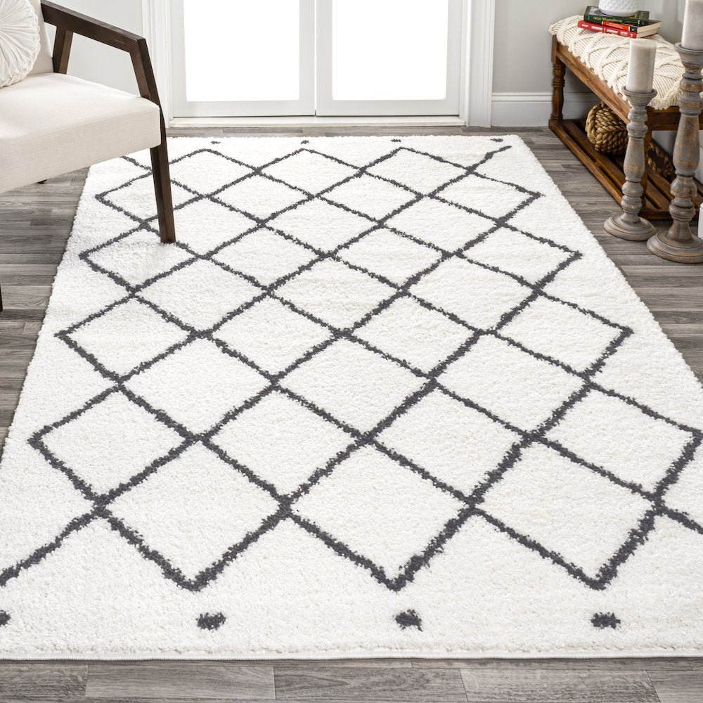 Cami Moroccan Style Diamond Shag Area Rug