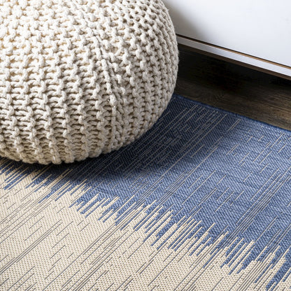 Tavira Modern Strie Indoor/Outdoor Area Rug